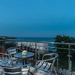 מלון семеен Golden Place 3*
