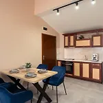 семеен Golden Place 3* סוזופול