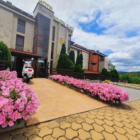 호텔 семеен Golden Place 3*