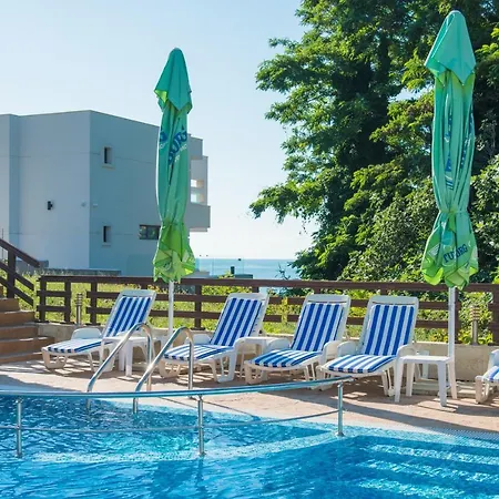 семеен Golden Place 3* 소조폴