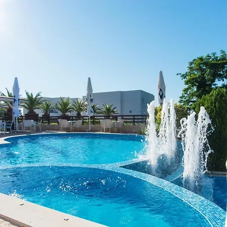 семеен Golden Place