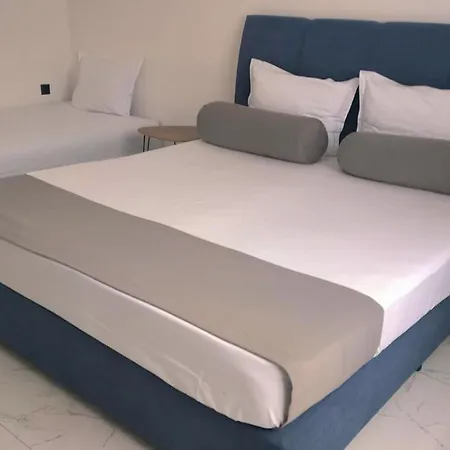 Hotel семеен Golden Place Sozopol