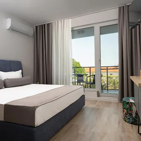 호텔 семеен Golden Place 소조폴