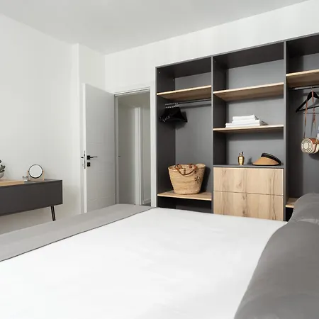 семеен Golden Place 3* 소조폴