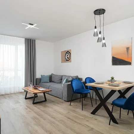Hotel семеен Golden Place 3*