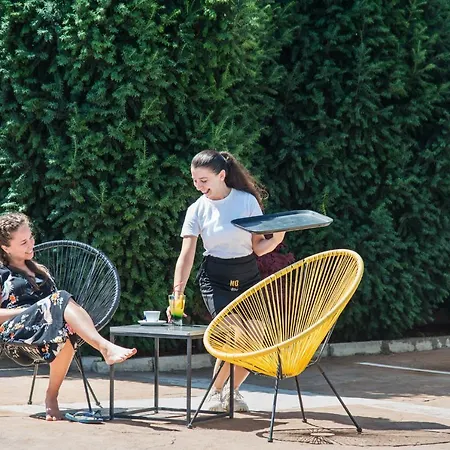 семеен Golden Place